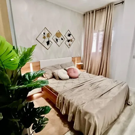 Boutique Luxury Center * אליקאנטה
